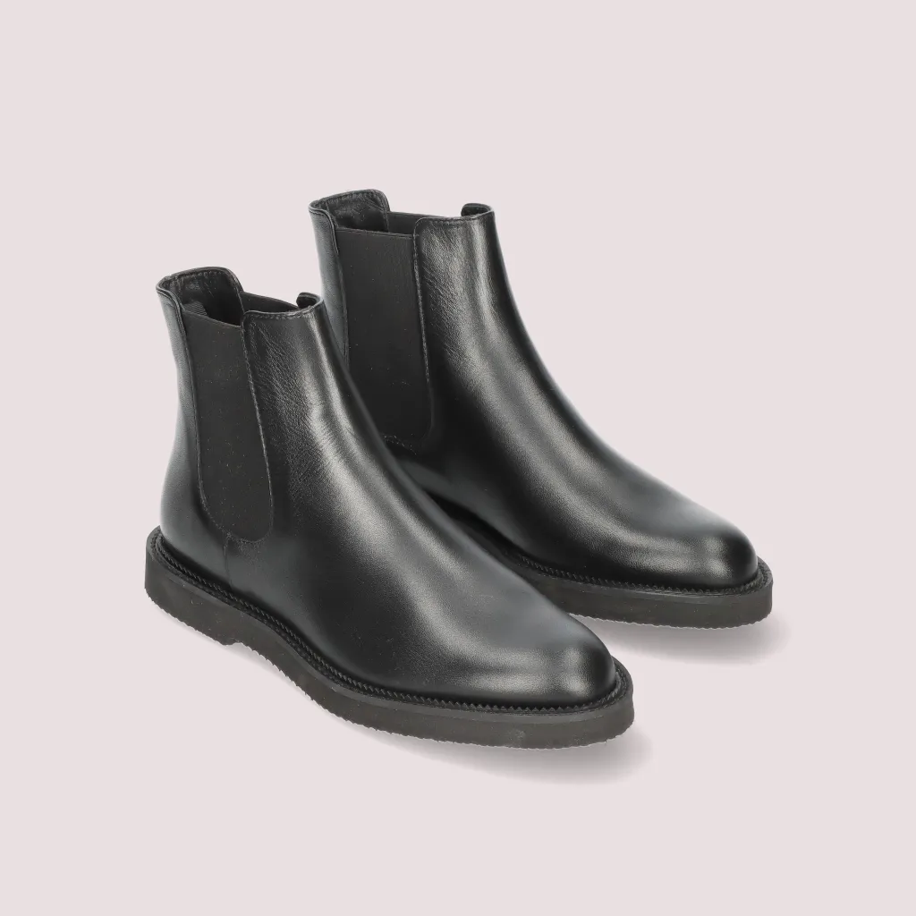 Pat|שחור|מגפונים|מגפוני נשים|מגפוני עקב