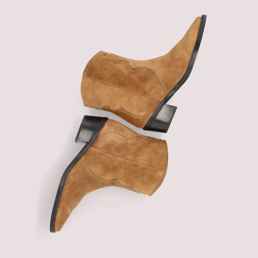 Nashville|חום|מגפונים|מגפוני נשים|מגפוני עקב